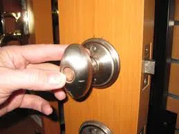 Locksmith Master Store Broadview, IL 708-290-9031 - door-unlock